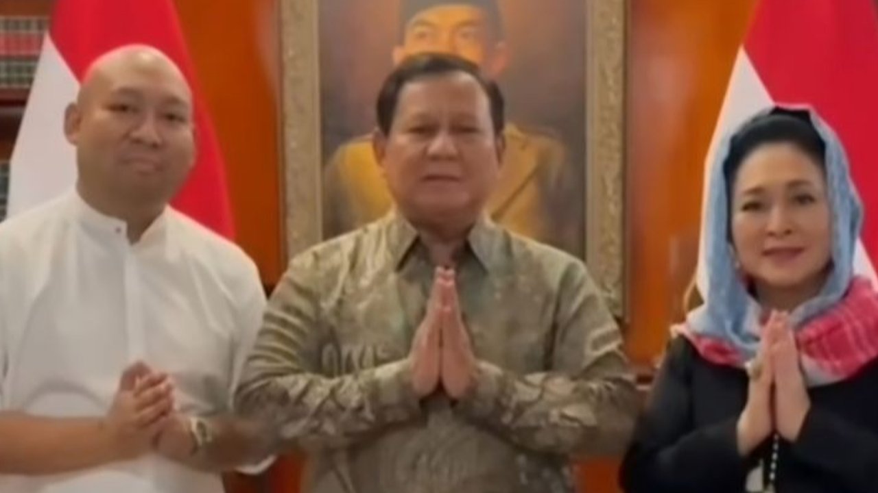 VIDEO: Momen Romantis Harmonis Prabowo Titiek Didit Kompak Saat Lebaran 2025: Mohon Maaf