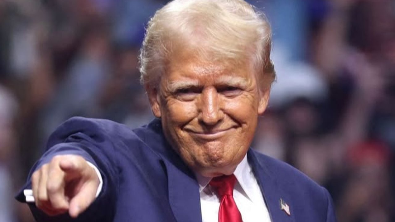 Meski Dilarang Konstitusi, Trump Tetap Ingin Maju Lawan Obama di Pilpres AS 2028