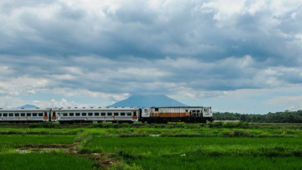 Sempat Terhenti, Layanan KRL Sampai Stasiun Merak Kembali Normal