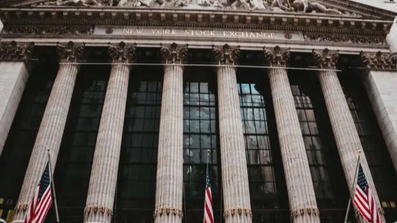 Trump Tunda Tarif Impor, Saham Global Kompak Melonjak