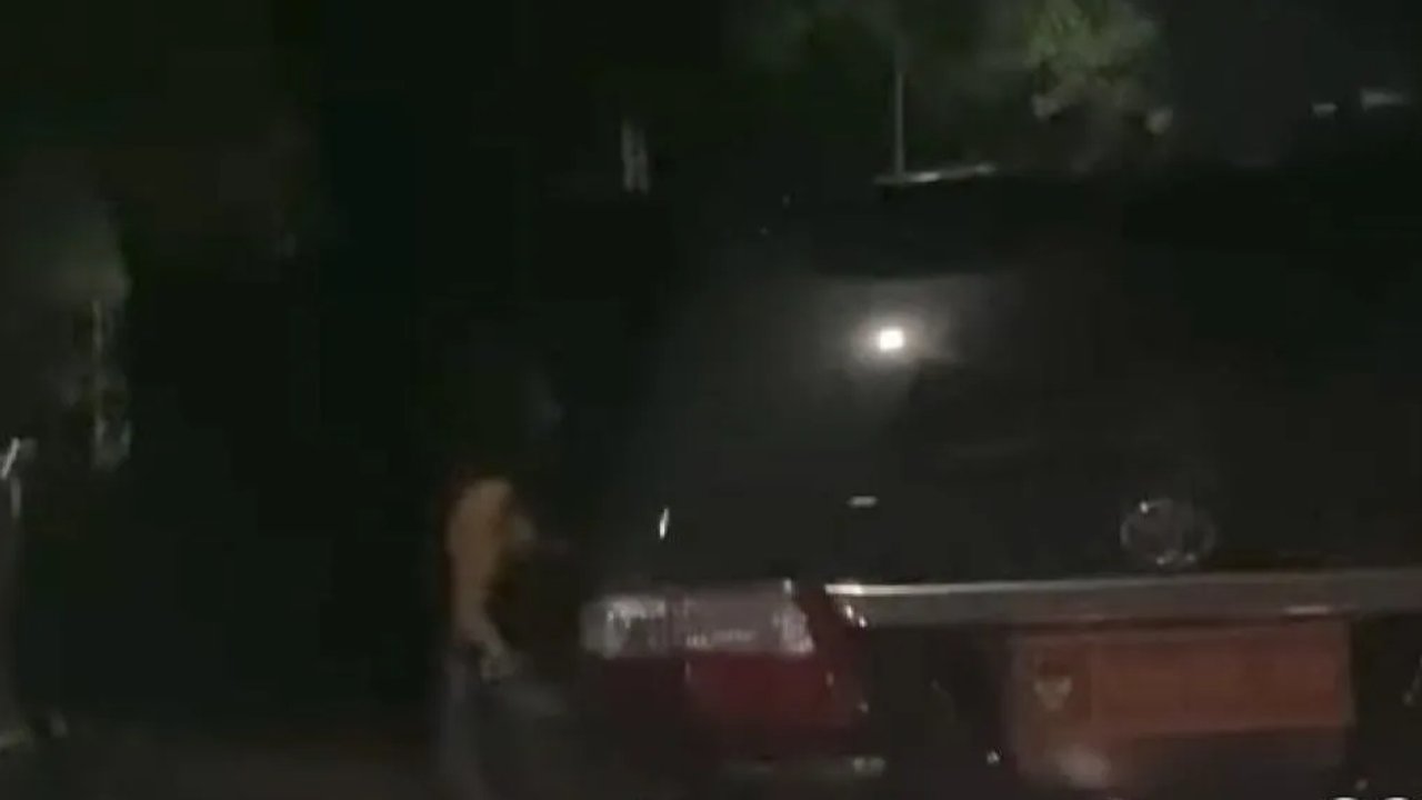 Viral Pengemudi Mobil Pelat Dinas Kemenhan Transaksi dengan PSK