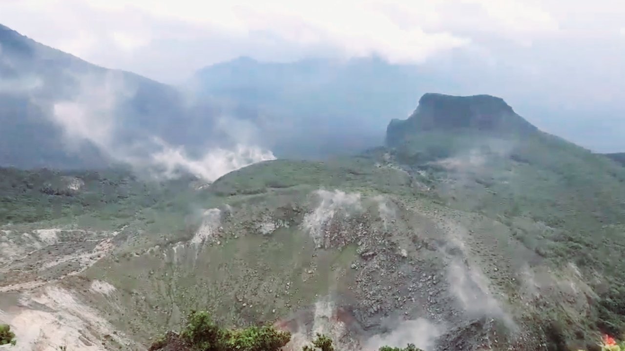 Kondisi Gunung Gede Usai Gempa Tektonik Guncang Bogor, Warga Diminta Waspada tapi Tidak Panik