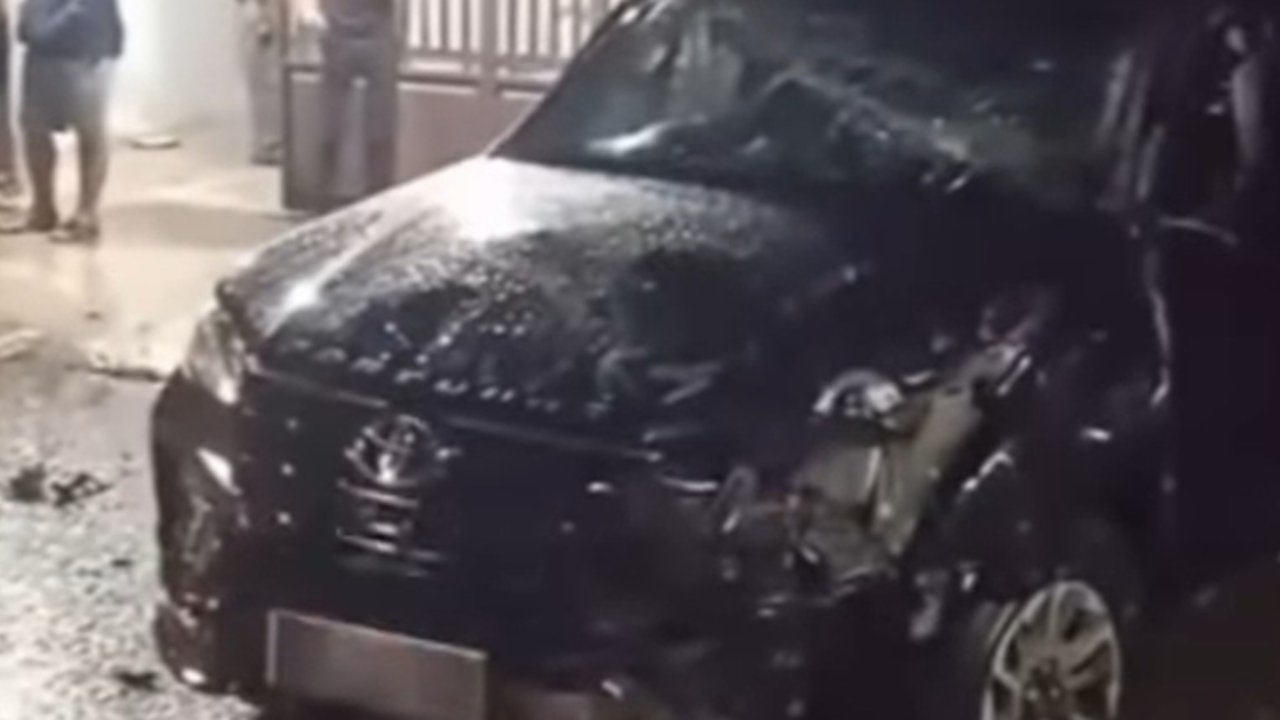 Mobil Dinas Bupati Luwu Utara Alami Kecelakaan
