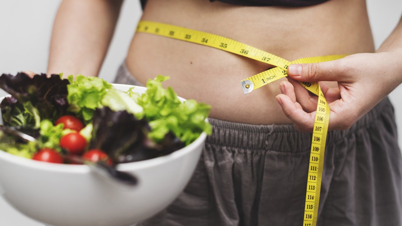 Ilustrasi diet/Copyright Freepik/rawpixel.com