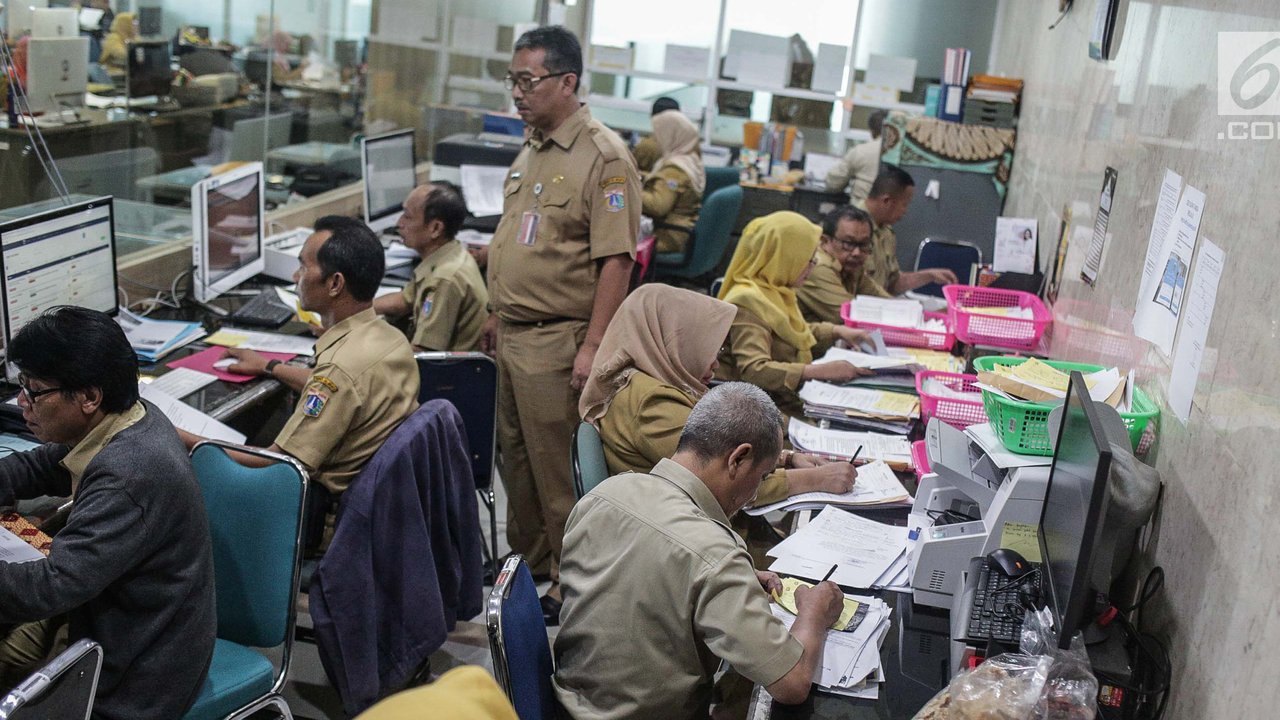 Membandingkan Gaji PNS Indonesia dengan PNS Malaysia, Mana Lebih Besar?