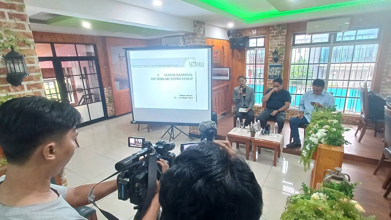 Survei LSI soal tingkat kepercayaan publik terhadap lembaga penegak hukum