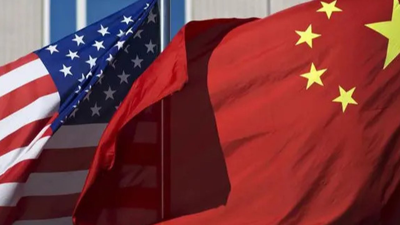 Perang Dagang AS–China: Siapa Sebenarnya yang Lebih Unggul?