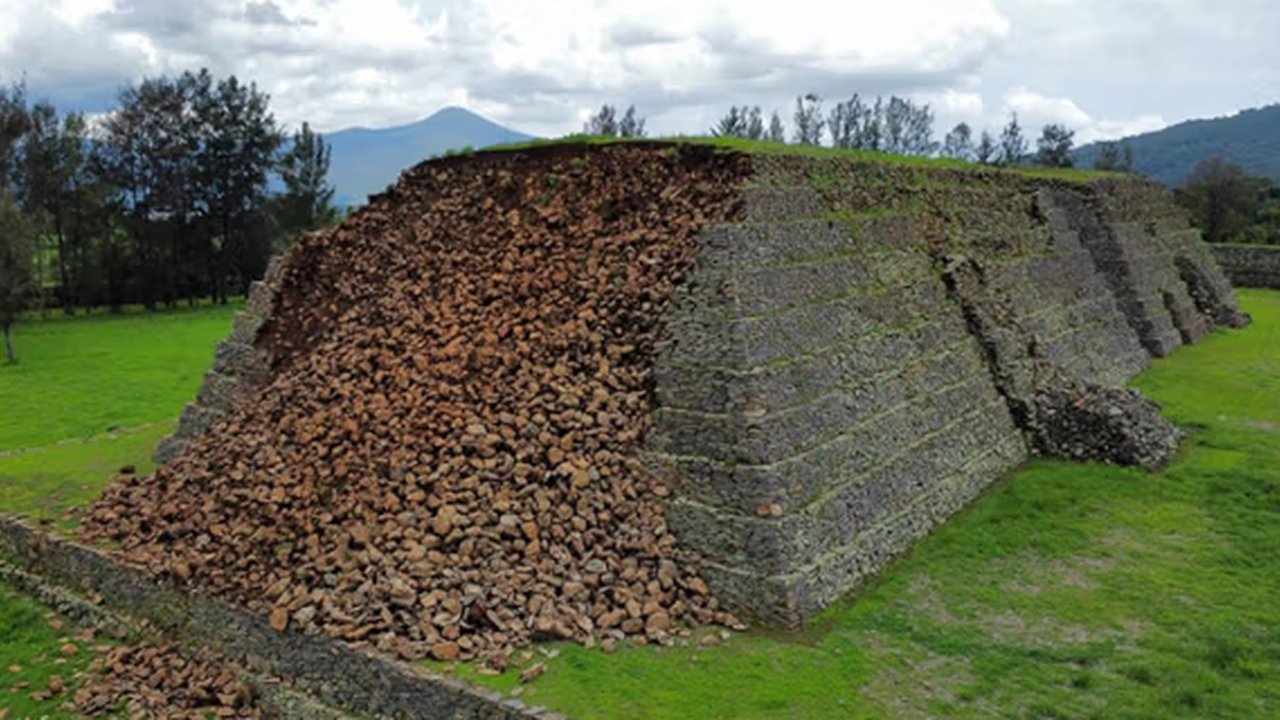 Piramida Berusia 1000 Tahun Ini Runtuh Diterjang Badai, Warga Cemas Bakal Muncul Malapetaka