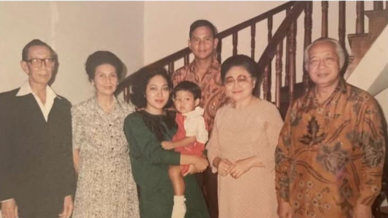 Ucapan Spesial Prabowo di Hari Ulang Tahun Titiek Soeharto, Unggah Foto Lawas Bareng Soeharto