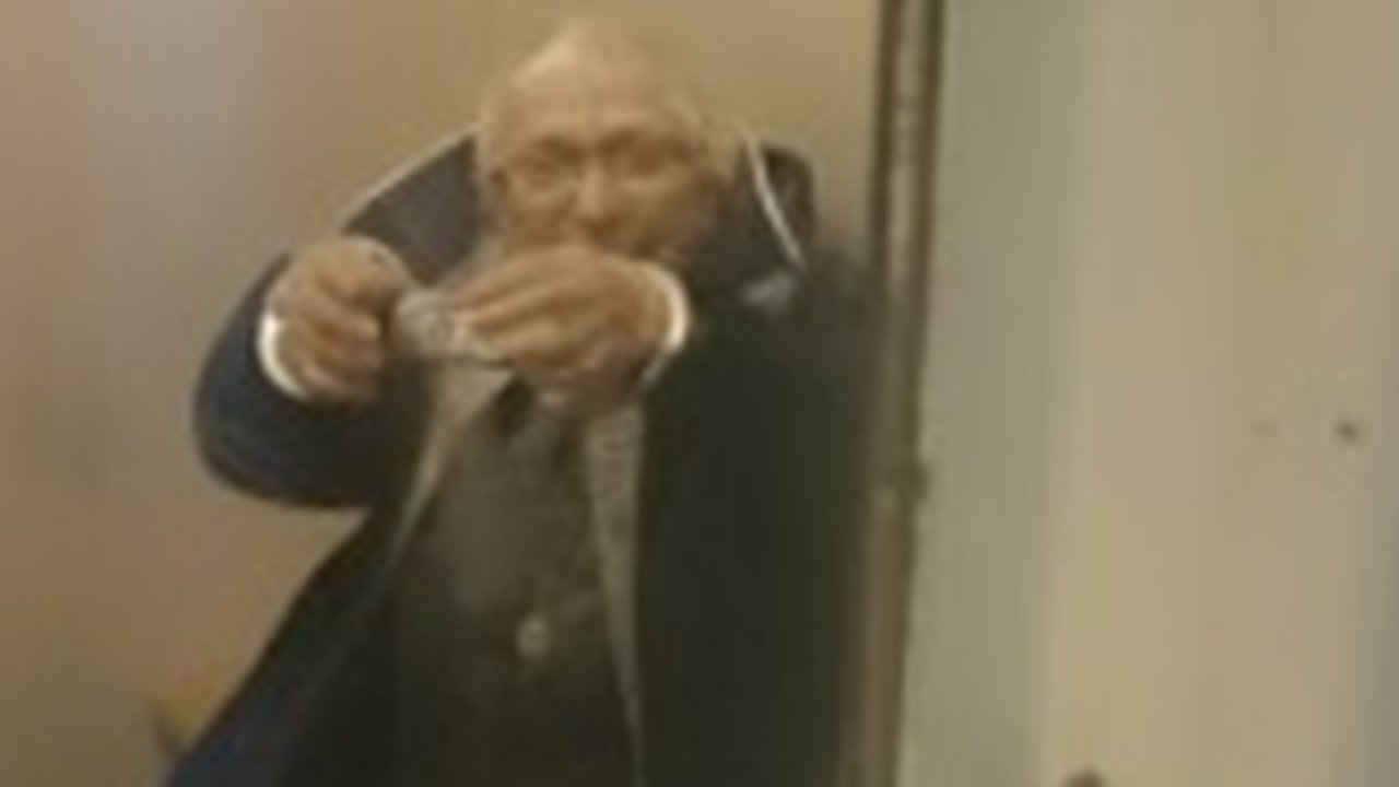 Seorang Nenek Punya Keinginan Masuk Penjara