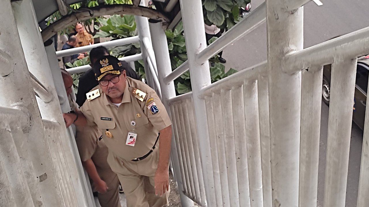 Rano Karno Tinjau JPO Daan Mogot