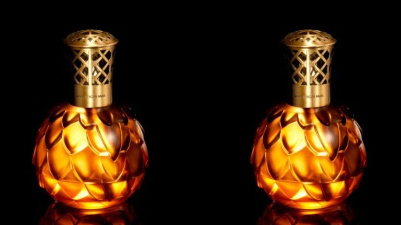 Ilustrasi Parfum