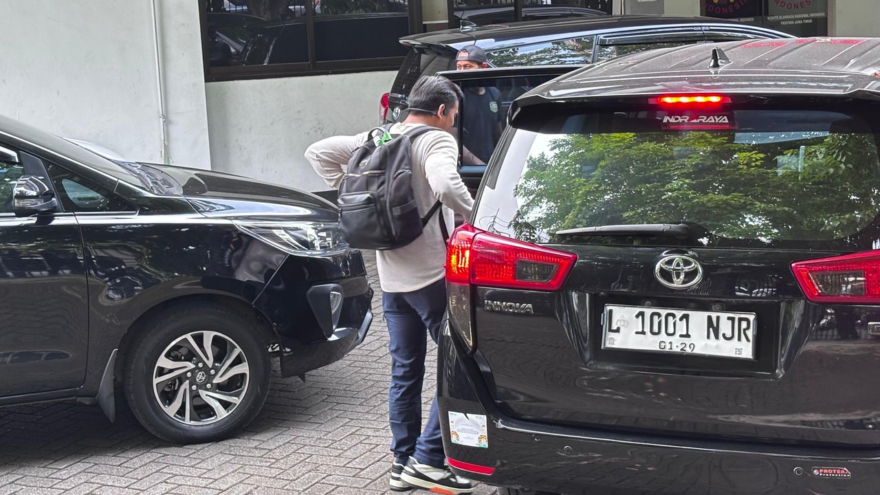 KPK Geledah Kantor KONI Jatim