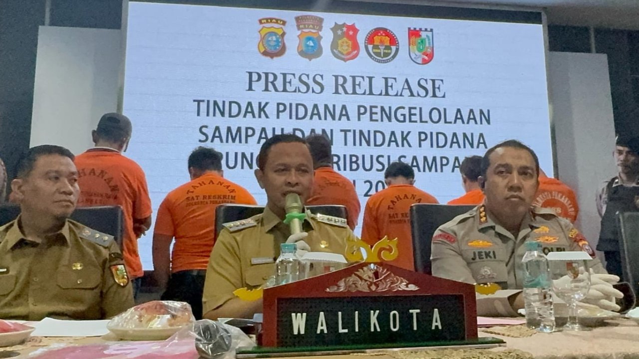 Gara-Gara Sampah, Tujuh Orang Jadi Tersangka