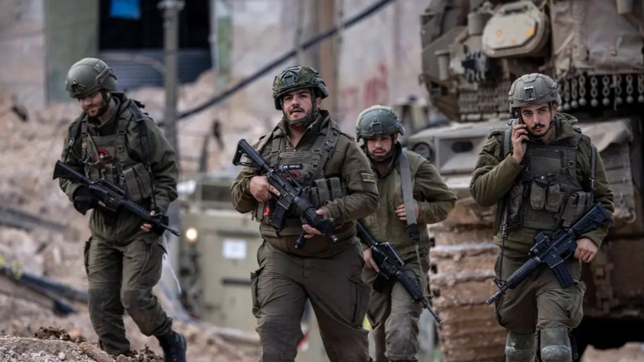 Pasukan penjajah Israel di Gaza.