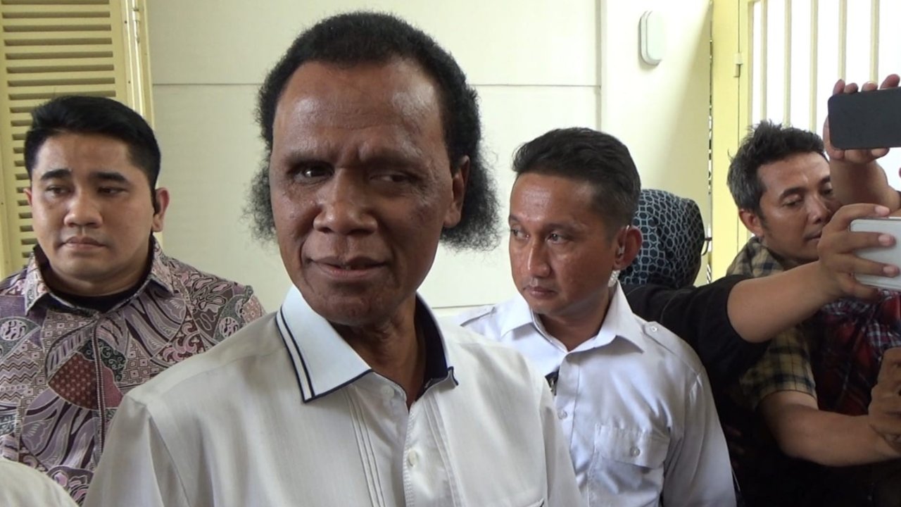 Ketua Umum Gerakan Rakyat Indonesia Bersatu (GRIB) Jaya, Hercules Rosario de Marshall
