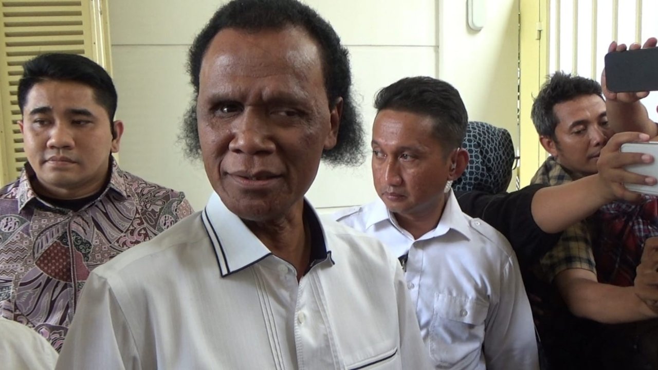 Ketua Umum Gerakan Rakyat Indonesia Bersatu (GRIB) Jaya, Hercules Rosario de Marshall