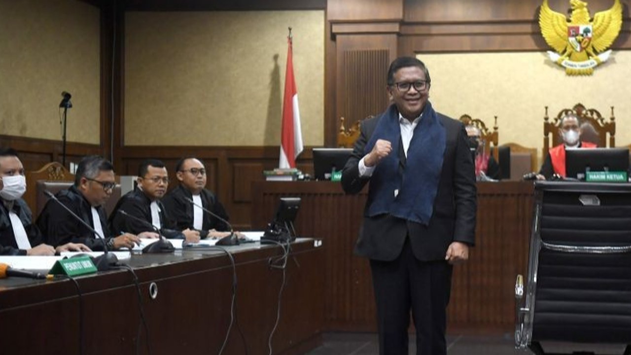 Sekjen DPP PDI Perjuangan, Hasto Kristiyanto, menjalani puasa khusus selama 36 jam di Rutan KPK sebagai bentuk penggemblengan jiwa dan raga, di tengah kasus dugaan perintangan penyidikan.