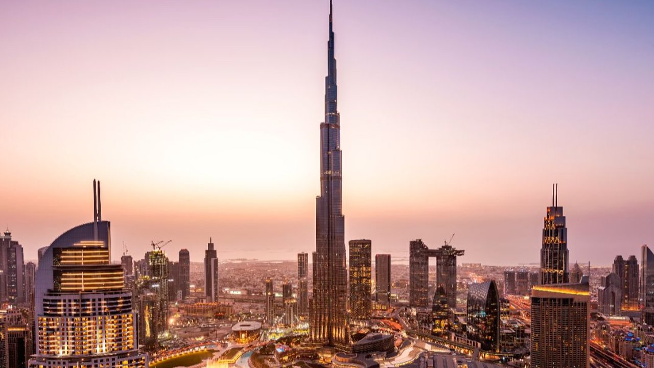 Fakta Unik Burj Khalifa: Tiga Jadwal Salat dalam Satu Gedung