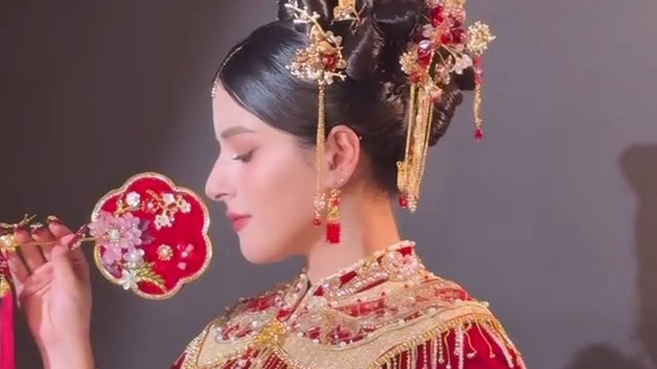 Manglingi, 7 Potret Tasya Farasya Makeup ala Pengantin China - Paras Cantiknya bak Unreal