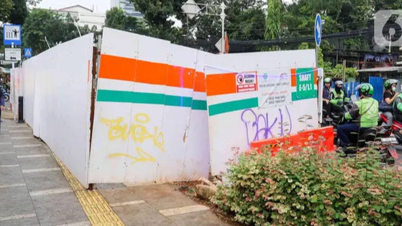 Proyek galian di kawasan Cikini.