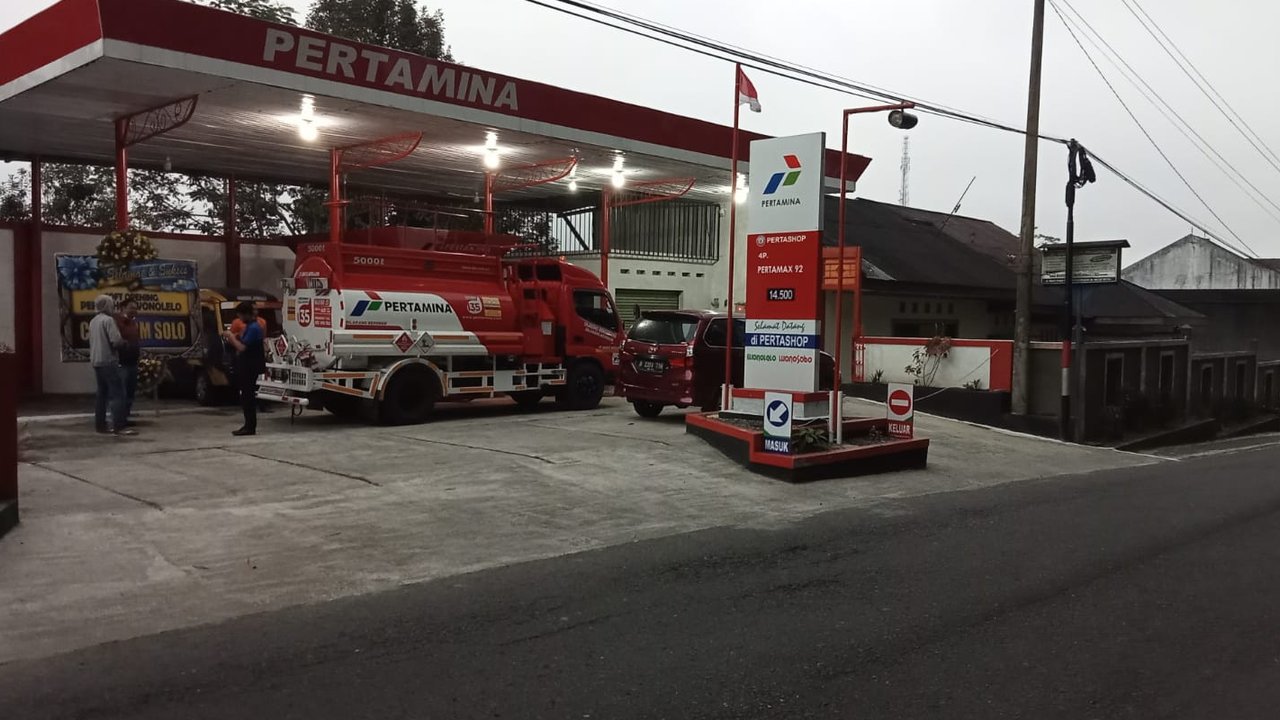 Cerita Warga Bengkulu Kesulitan Dapat BBM, Ada Eceran Dijual Rp17.000 per Liter