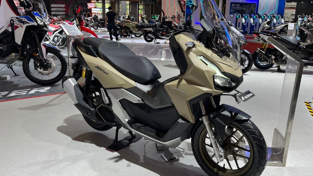 Honda ADV 160.