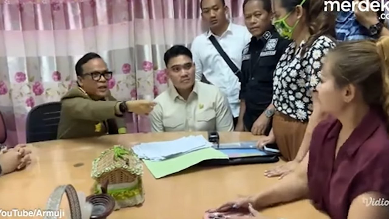 Wamenaker Immanuel Ebenezer Gerungan mengevaluasi pemberian bonus hari raya (BHR) untuk mitra pengemudi ojol, menyoroti nominal yang rendah dan kriteria yang kurang jelas.