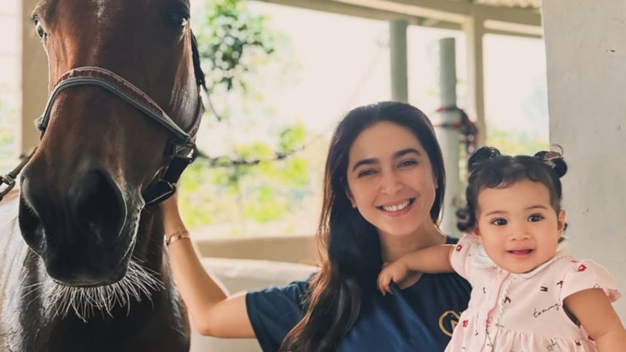 Inspirasi dapur mewah bergaya American Classic ala Nabila Syakieb (Image by zaskiasungkar15 on Instagram)