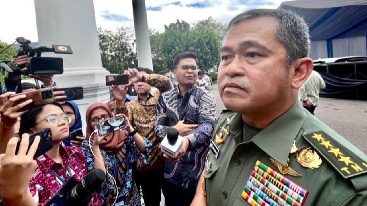 Pemecatan dua prajurit TNI AD pelaku penembakan polisi di Way Kanan, Lampung, masih menunggu putusan pengadilan, tegas KSAD Jenderal TNI Maruli Simanjuntak.