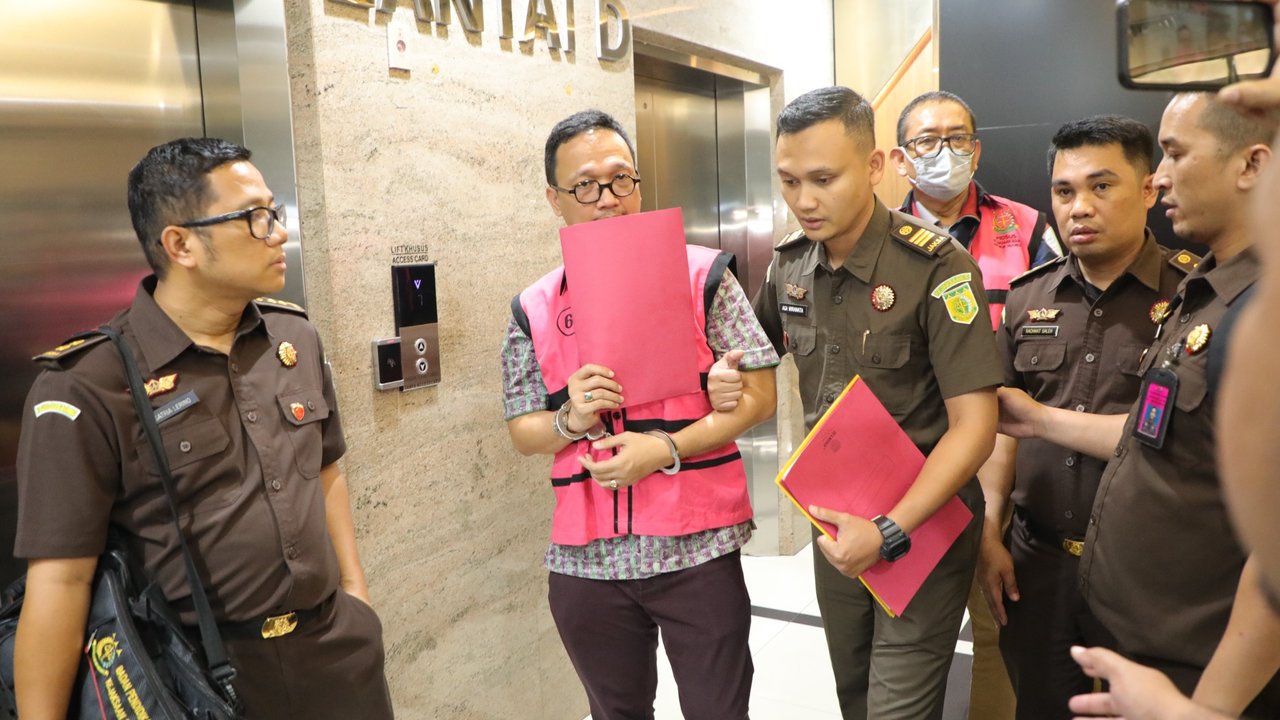 Direktur Jak TV Tersangka Kasus Berita Negatif Kejagung, Ini Kata Dewan Pers