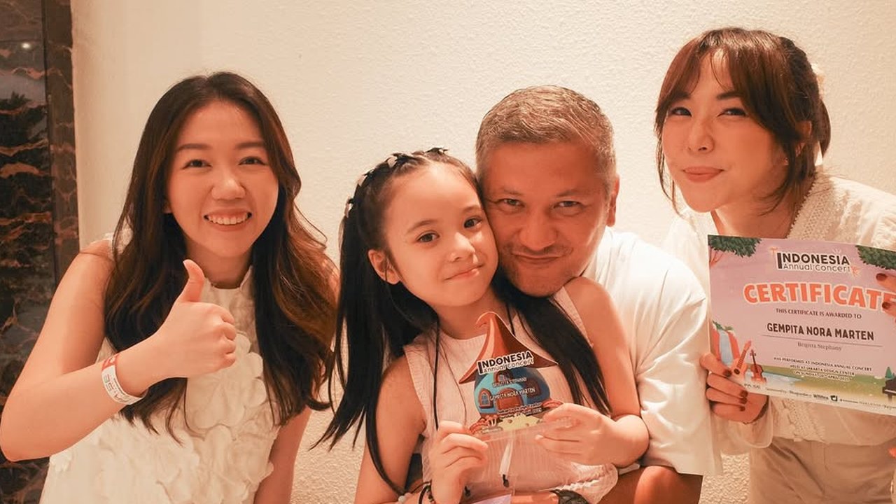 4 Potret Performance Stage Gempi Lulus Les Vokal dan Piano, Bikin Bangga Gading dan Gisel