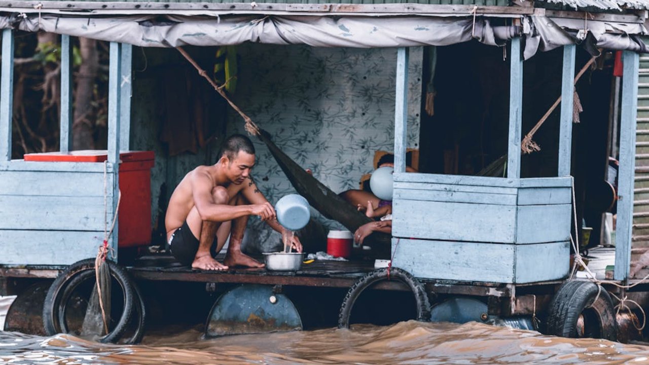5 Kebiasaan Sepele Bisa Menjerumuskan Anda ke Jurang Kemiskinan