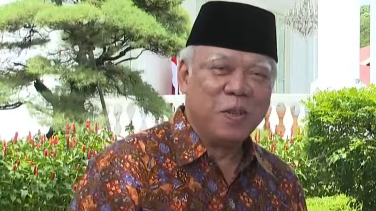 Kepala Otorita Ibu Kota Nusantara (OIKN), Basuki Hadimuljono, mengungkapkan kecintaannya pada pempek Palembang sebagai hidangan Lebaran favoritnya, bahkan menyebut akan pusing jika tak menyantapnya.