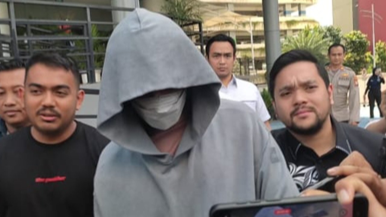 Artis Fachry Albar Terjerat Narkoba