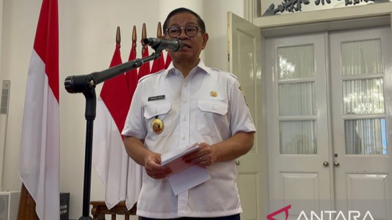 Gubernur DKI Jakarta, Pramono Anung Wibowo, berencana mengangkat budaya Betawi dengan mendesain ulang pembatas antarkota dan mengutamakannya dalam acara-acara formal di Jakarta.