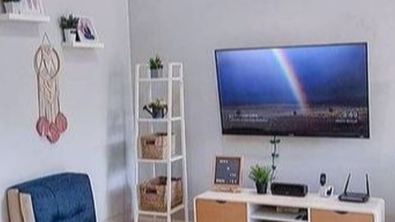 Beberapa desain ruang keluarga yang nyaman dan menyenangkan ini sangat cocok untuk dijadikan inspirasi. Yuk, simak!