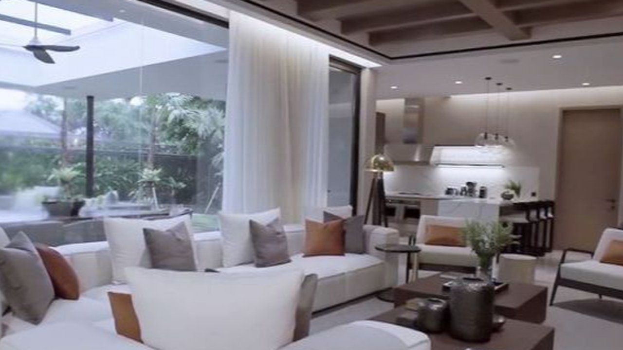 Bukan Sembarangan, Begini Isi Dapur Kotor Maia Estianty yang Super Stylish