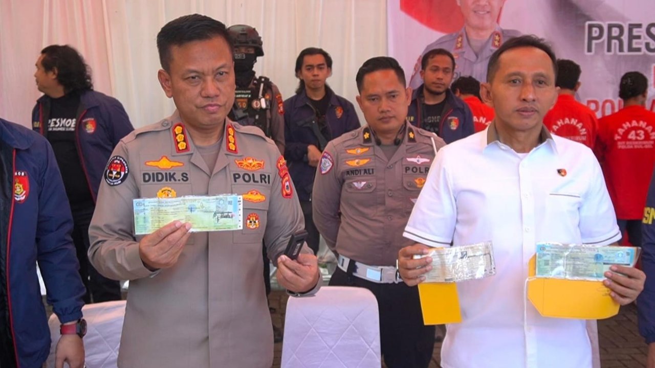 Polda Sulsel Ungkap Sindikat Pemalsuan STNK