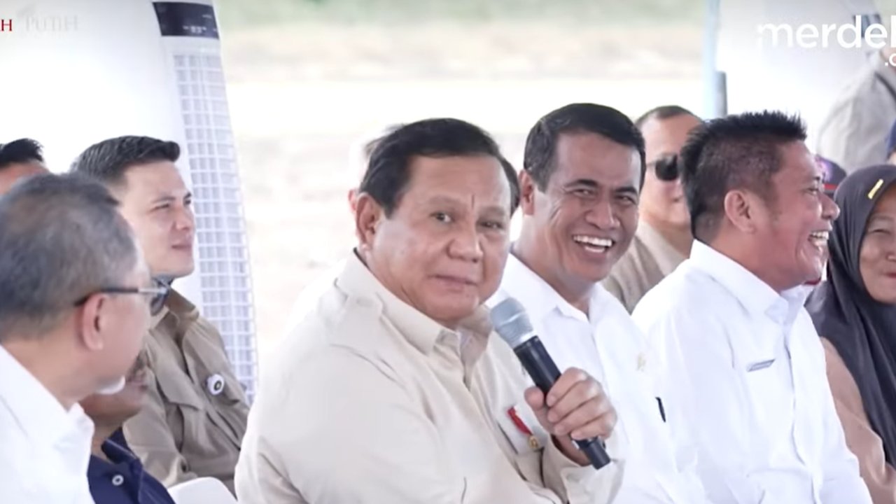 VIDEO: Canda Presiden Prabowo Langsung Bikin Amran Tertawa: Mentan Kalau Tak Hitam, Saya Curiga!