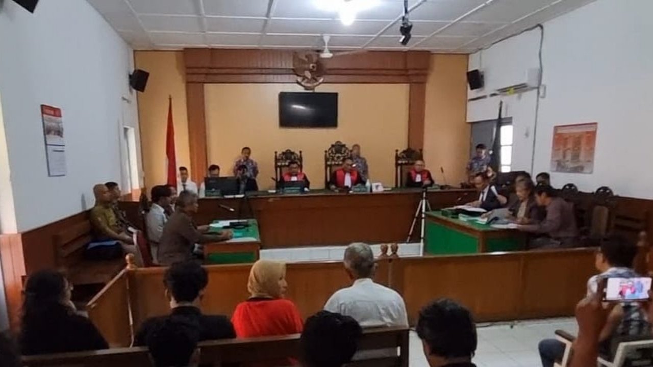 VIDEO: Suasana Sidang Kasus Ijazah Palsu, Momen Jokowi Dicari-cari Kubu Penggugat