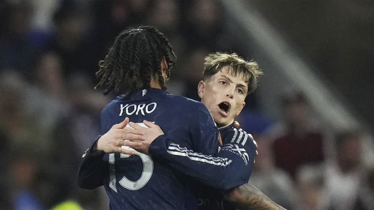 Butuh Modal Buat Belanja Pemain, Manchester United Kemungkinan Jual Alejandro Garnacho