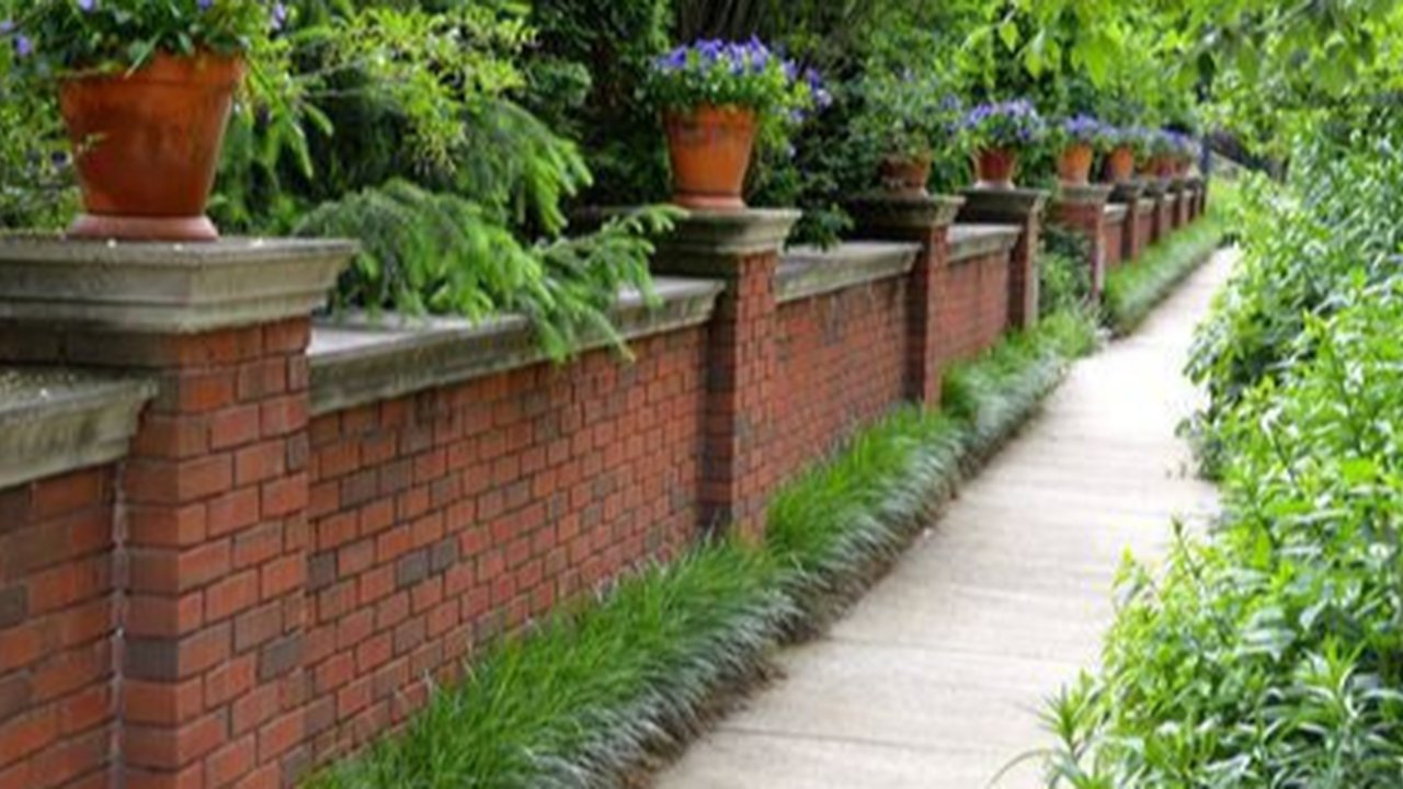 ilustrasi desain pagar tembok by pinterest.com