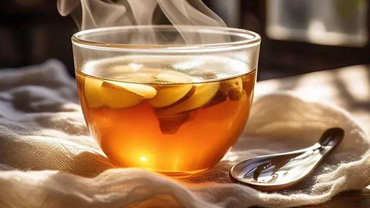 Ilustrasi air jahe. (Foto: Freepik)