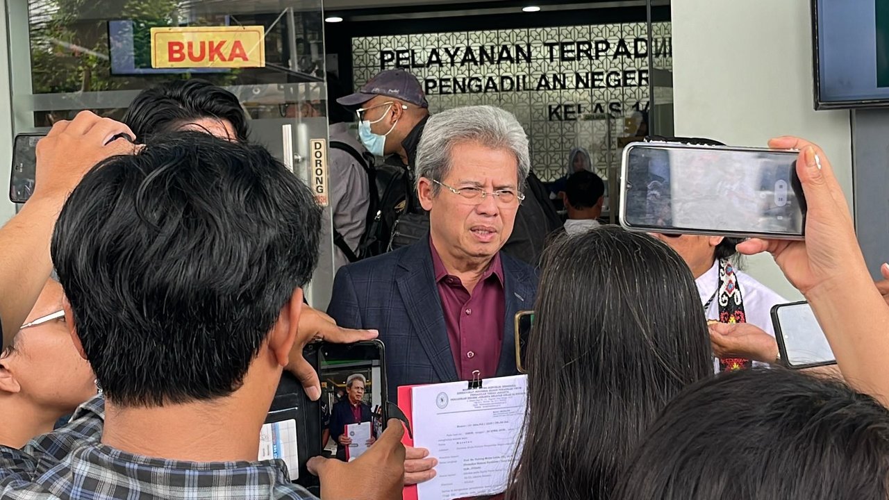 Todung Mulya Lubis