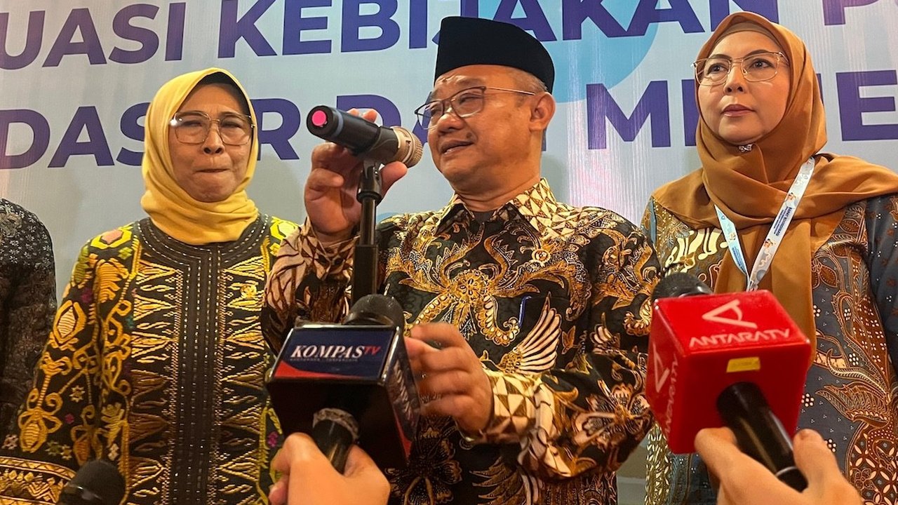 Menteri Pendidikan Dasar dan Menengah (Mendikdasmen) Abdul Mu'ti