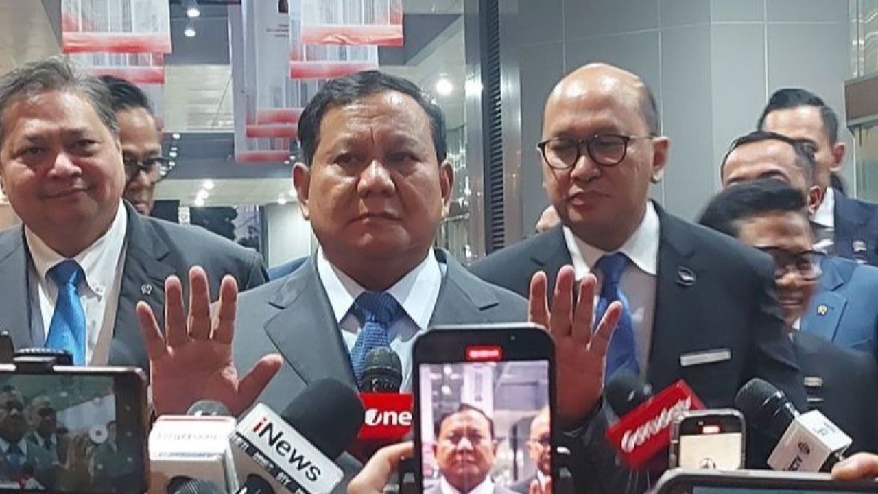 Presiden Prabowo Subianto menginstruksikan evaluasi kinerja BUMN, bertemu investor Korea Selatan, dan mendapat apresiasi AS atas proposal peningkatan hubungan ekonomi bilateral Indonesia.