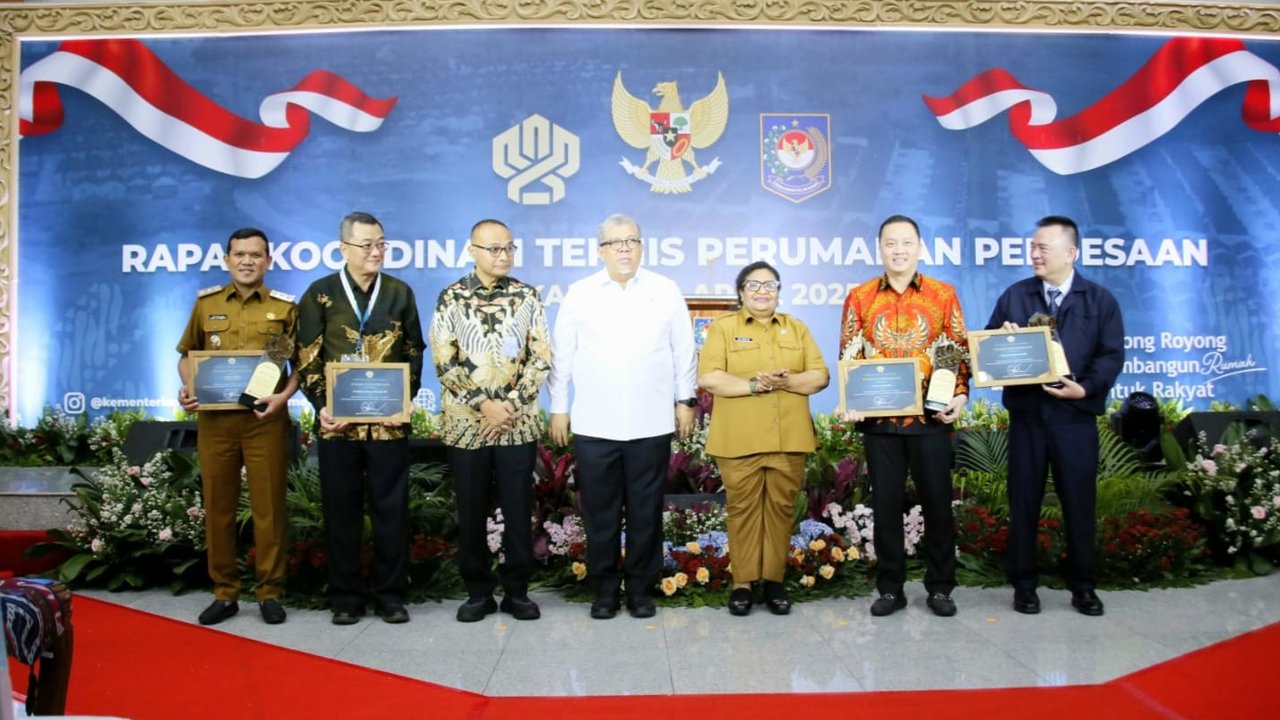 Wamendagri Ribka Haluk Saat Menghadiri Rakortek Perumahan Perdesaan