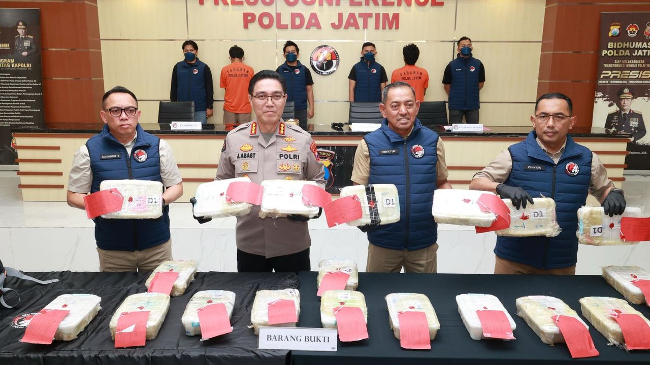 Polda Jatim Bongkar Jaringan Narkoba Internasional 21 Kg Sabu