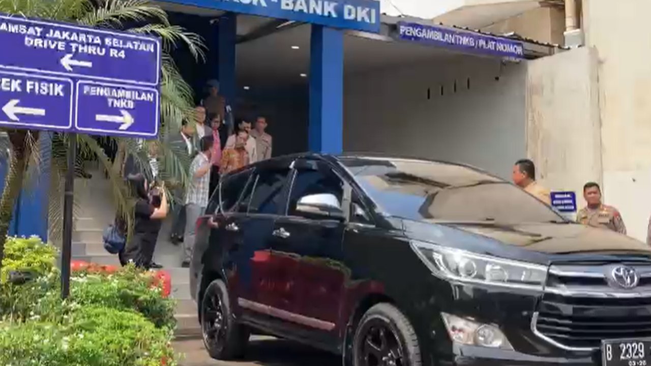 Jokowi Datangi Polda Metro Jaya, Laporkan Langsung Kasus Dugaan Ijazah Palsu